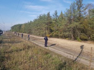 Policjanci w trakcie poszukiwań zaginionego