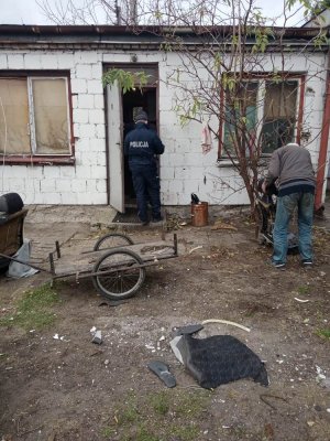 DZIELNICOWI SPRAWDZAJĄ MIEJSCA, W KTÓRYCH MOGĄ PRZEBYWAĆ OSOBY BEZDOMNE