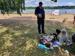 Bezpieczna plaża – działania dzielnicowego z Wieliszewa