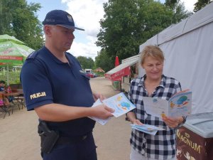 Bezpieczna plaża – działania dzielnicowego z Wieliszewa