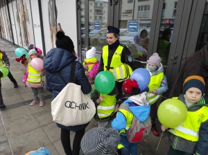Kamizelki odblaskowe dla przedszkolaków z Łajsk