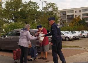 Dzielnicowi dbają o bezpieczeństwo seniorów