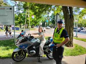Policjanci na pikniku podczas 45. Dni Legionowa